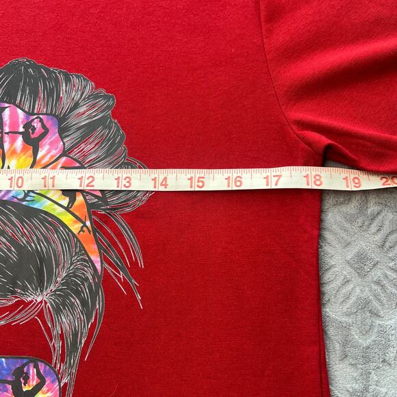 Gymnast Mom Messy Bun Red Tee Small - Picture 5 of 6